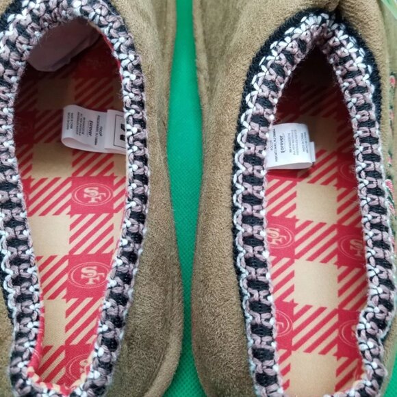 Foco San Francisco 49ers Slippers NFL NEW IN BOX Men's Medium 9-10 - Picture 11 of 13
